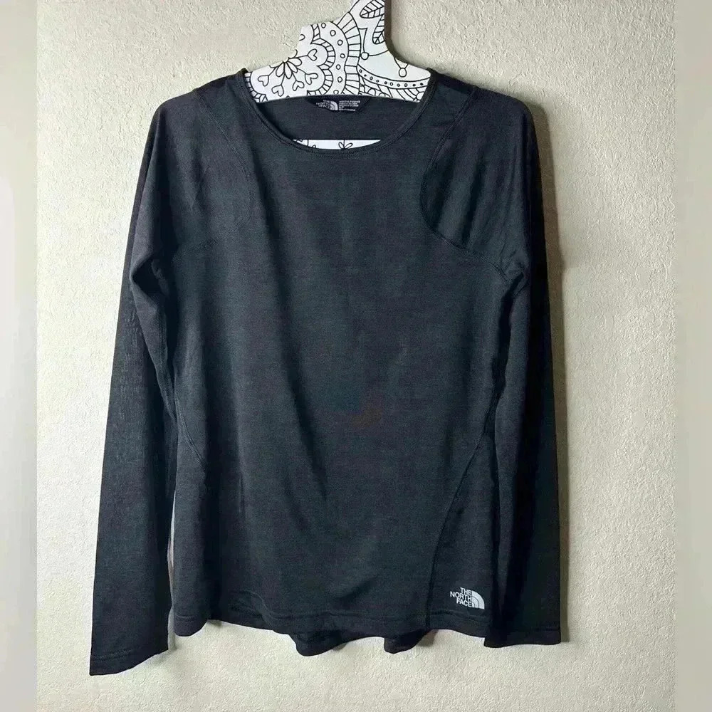 The north face flashdry long sleeve Sz S heathered black
